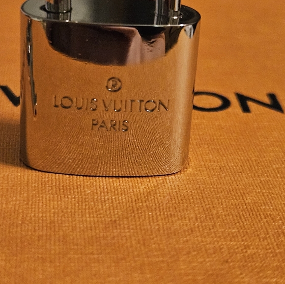 Louis vuitton SILVER lock and Key - Picture 3 of 4